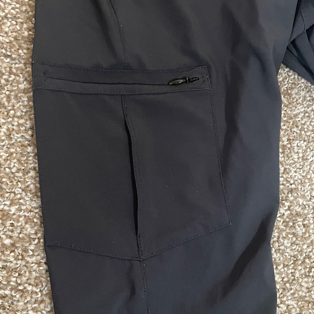 REI Sahara Women's Charcoal Cropped Hiking Pants 🌟 - Picture 6 of 11